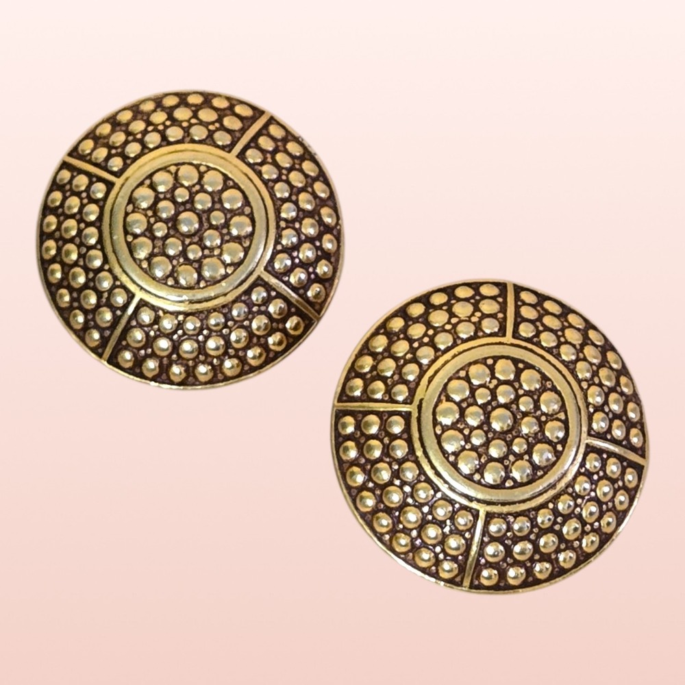 Vtg Ben-Amun Gold Tone Domed Clip On Earrings 1.5" Egyptian Revival Statement